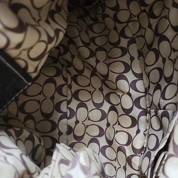 Coach Kristi Siganature Ott Hobo Bag Tan and Black Shoulder Bag - Picture 10 of 16